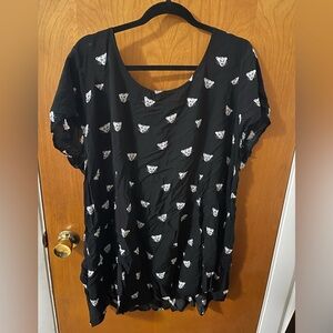 White leopard face blouse